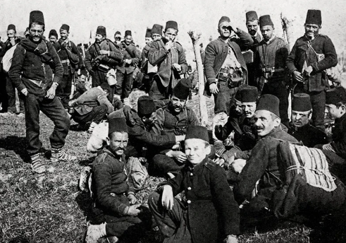Foto - Def olup gitmediler: Kimi itini bıraktı, kimi bitini