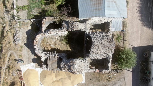 Foto - Defineciler talan etti! O yapı restore edilmeyi bekliyor