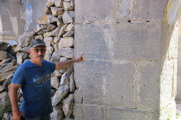 Foto - Defineciler talan etti! O yapı restore edilmeyi bekliyor