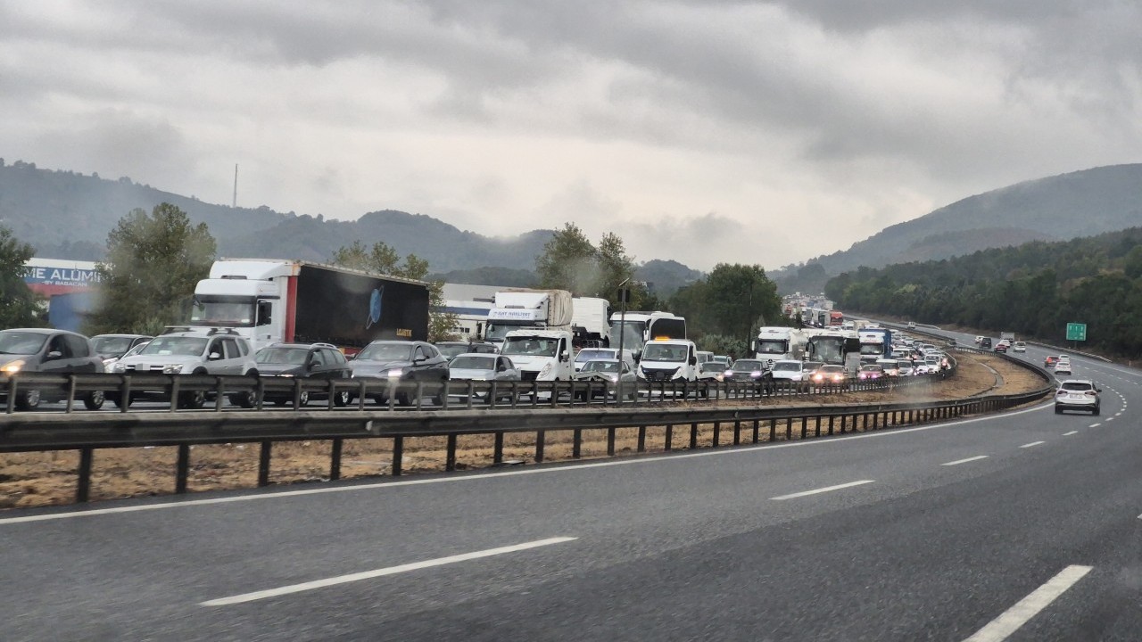 Foto - Dehşete düşüren kaza! 30 araç birbirine girdi