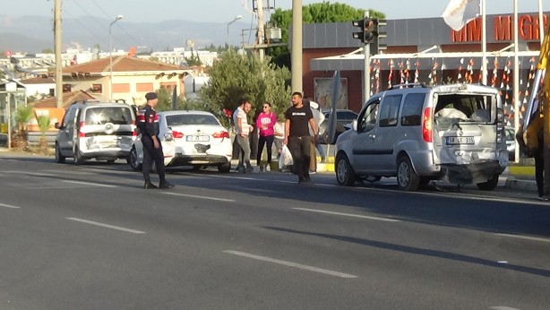 Foto - Dehşete düşüren kaza! Otomobili gören gözlerine inanamadı