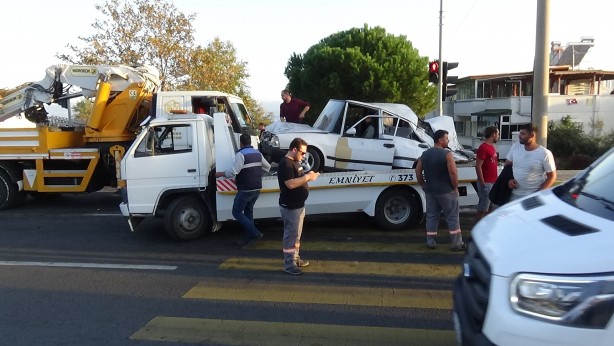 Foto - Dehşete düşüren kaza! Otomobili gören gözlerine inanamadı