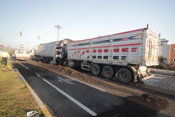 Dehşete düşüren kaza! Otomobili gören gözlerine inanamadı