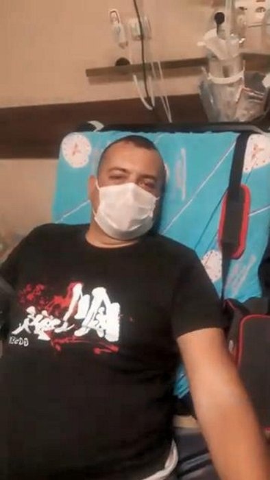 Foto - Dehşeti yaşadı! Canlı yayın açarak yardım istedi