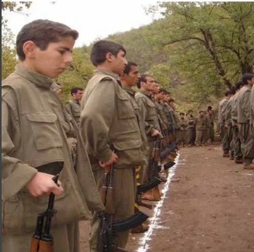 Foto - DEM Parti acıdan rant devşiriyor! PKK’nın çocuk istismarını gizliyor: Şoke eden detaylar