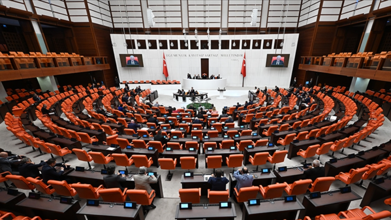 DEM Parti’nin ‘Terörsüz Türkiye Komisyonu’ üyeleri belli oldu