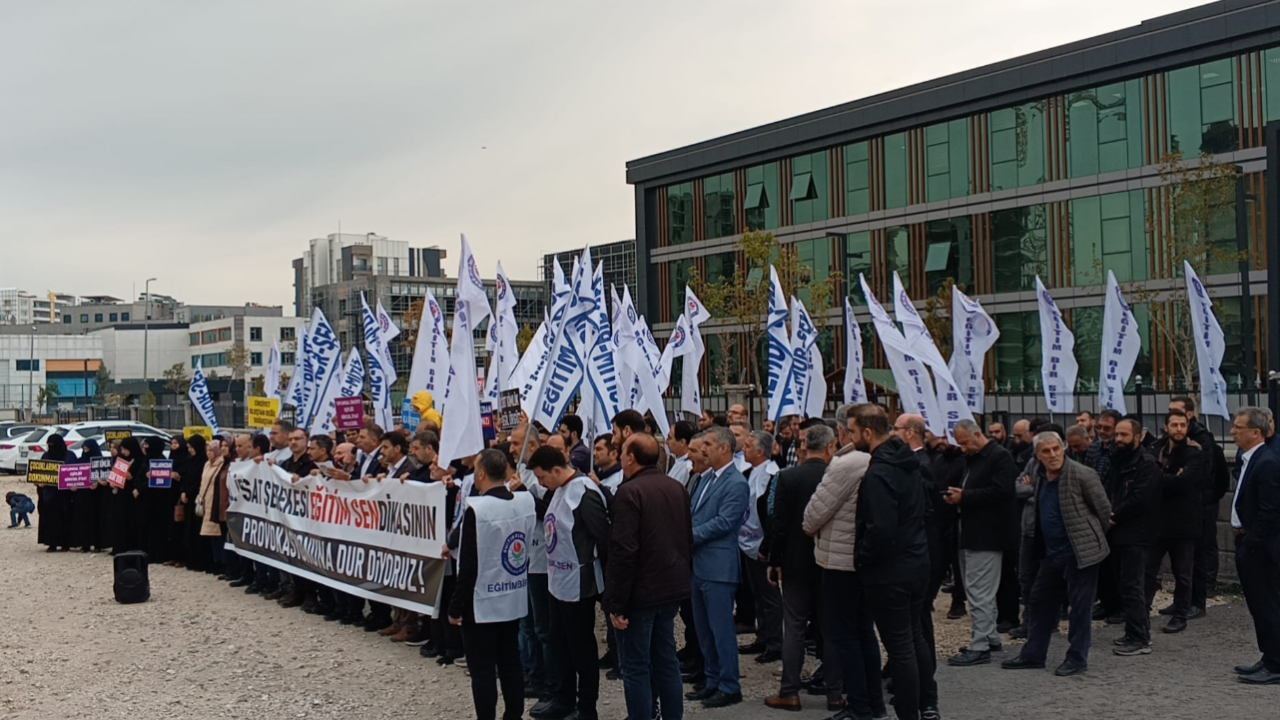 Foto - Dem ve CHP zihniyetinin eğitimdeki uzantısı! Okullarda eşcinsellik eğitimi provokasyonu
