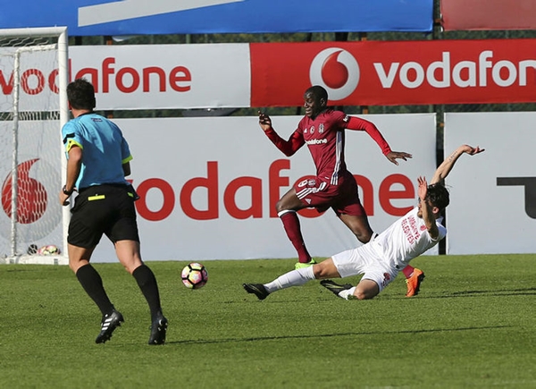 Foto - Demba Ba'dan Lyon açıklaması!