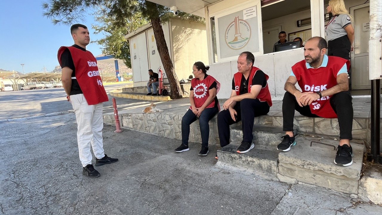 Foto - Demek ki lafla peynir gemisi yürümüyor: CHP'li belediyede maaş krizinin sonu kötü oldu!