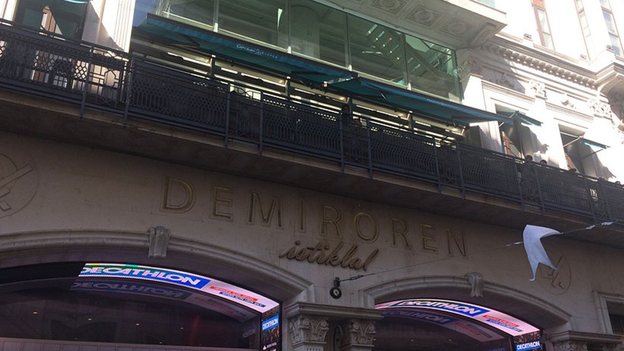 Foto - Boykot listesine alınan Demirören AVM ile ilgili gerçek ortaya çıktı! Özgür Özel fena yakalandı