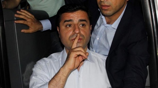Foto - Demirtaş'ı destekleyenler şimdi bin pişman!