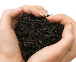 Demlikte kalan çayı sakın atmayın! Bayat çay şifa dağıtıyor: Faydaları nefes kesti