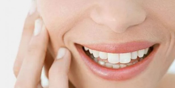 Foto - Demlikte kalan çayı sakın atmayın! Kalan çayla ne yapılır? Demlenmiş çay göze iyi gelir mi?