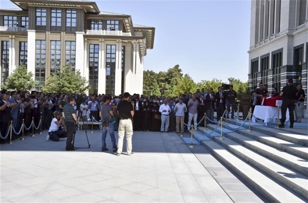 Foto - Demokrasi şehitleri son yolculuğuna uğurlandı