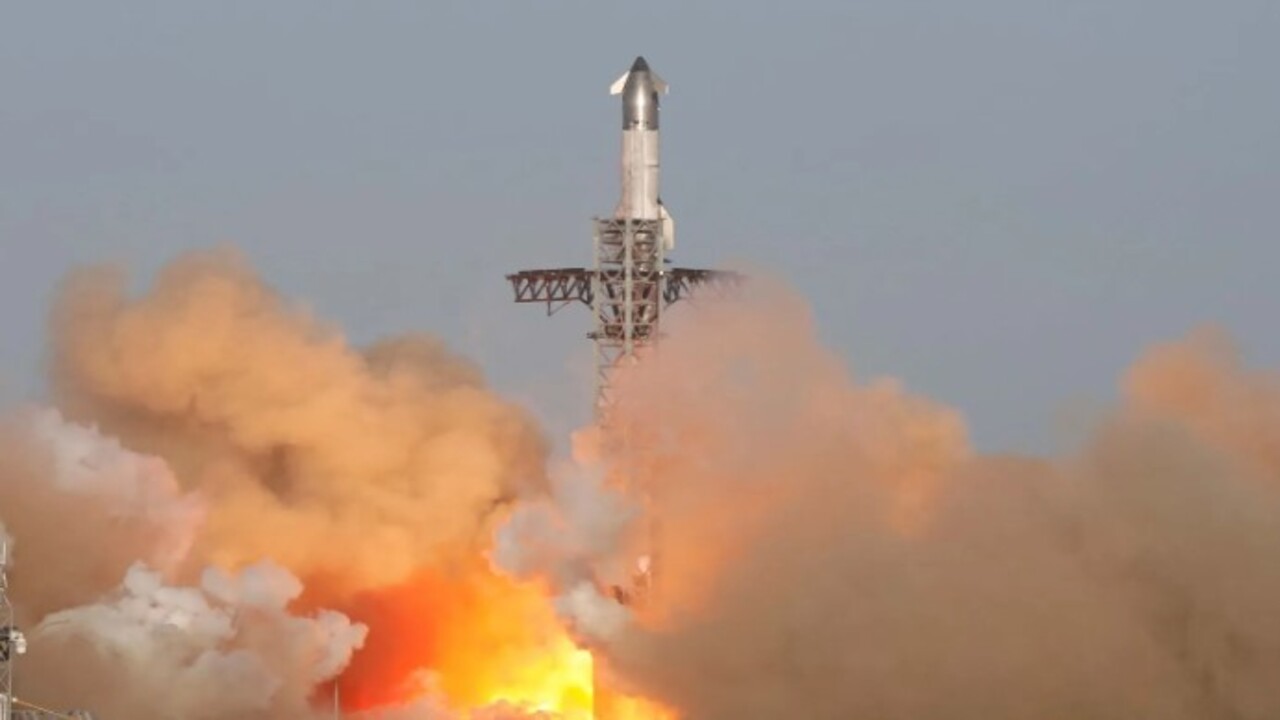 Foto - Deneme başarısız oldu! Elon Musk'ın Starship roketi havada parçalandı