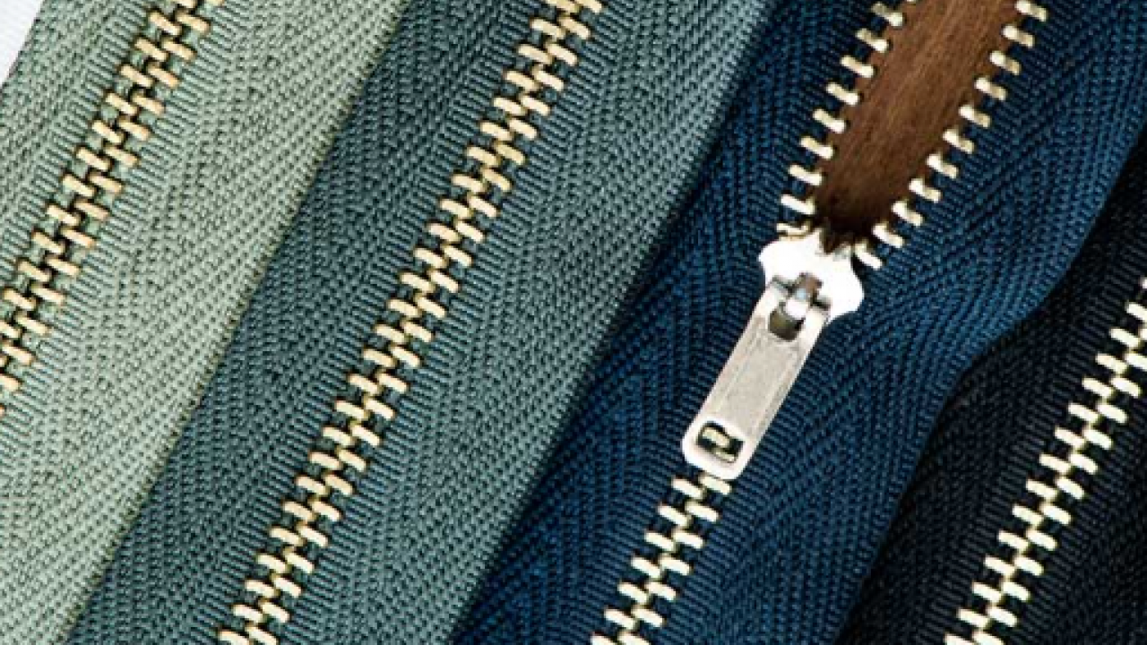 Deneyince farkını göreceksiniz! İşte sıkışan fermuarları açmanın kolay yolu