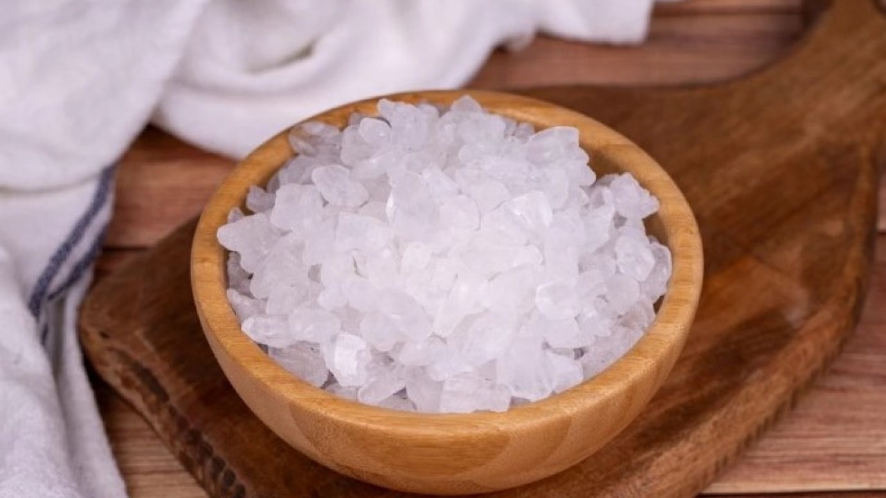 Foto - Deneyince farkını göreceksiniz! Kararmış tencereleri parlatmanın yolu açıklandı