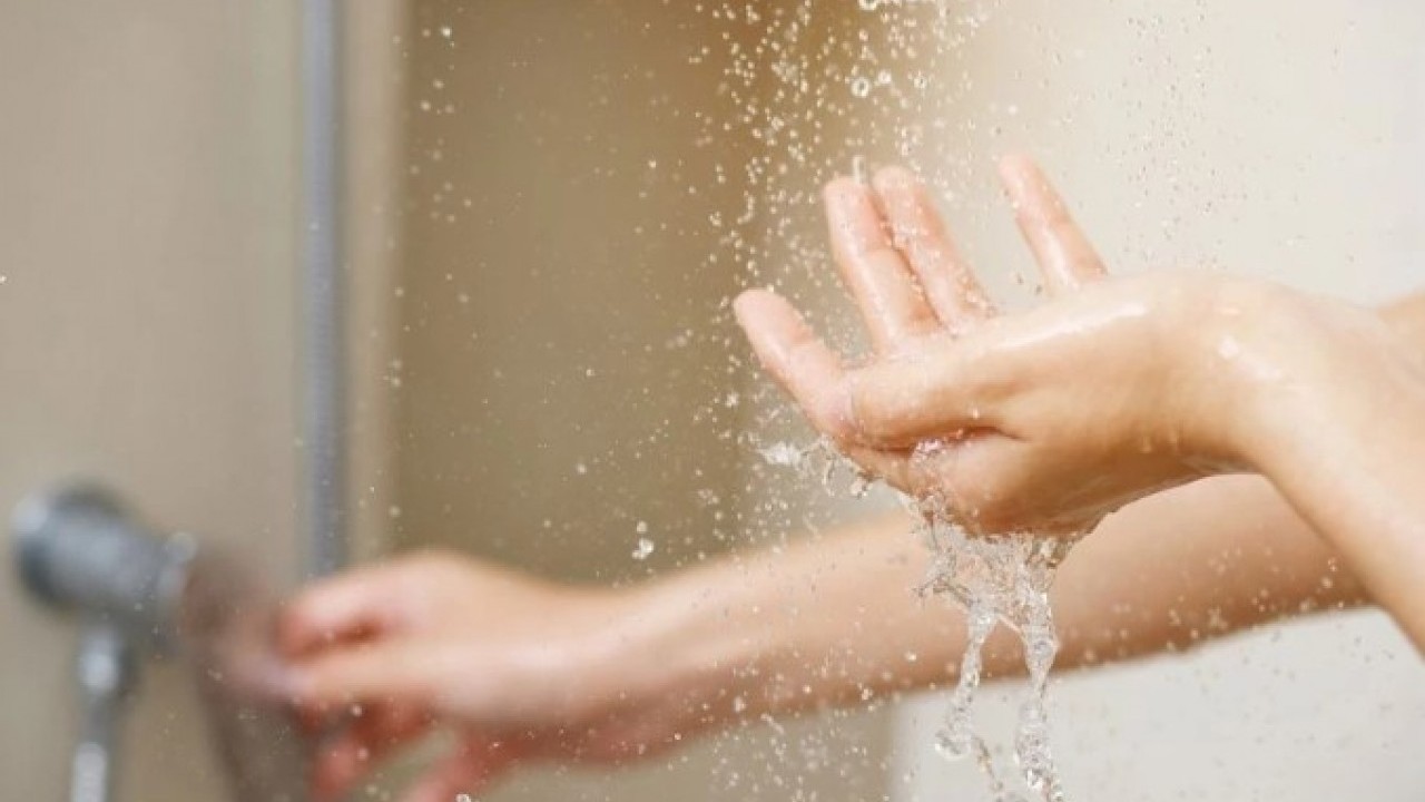 Foto - Deneyince farkını göreceksiniz! Parfümün kalıcılığını arttırmanın kolay yolu