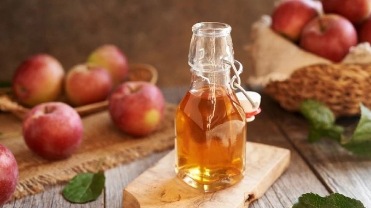 Foto - Deneyince farkını göreceksiniz! Yumurtayı haşlarken çatlatmamanın kolay yöntemi