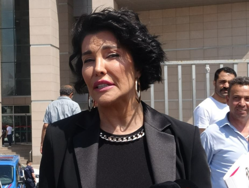 Foto - Deniz Akkaya, "İstediğim gibi yetiştiririm" dediği kızından dayak yedi