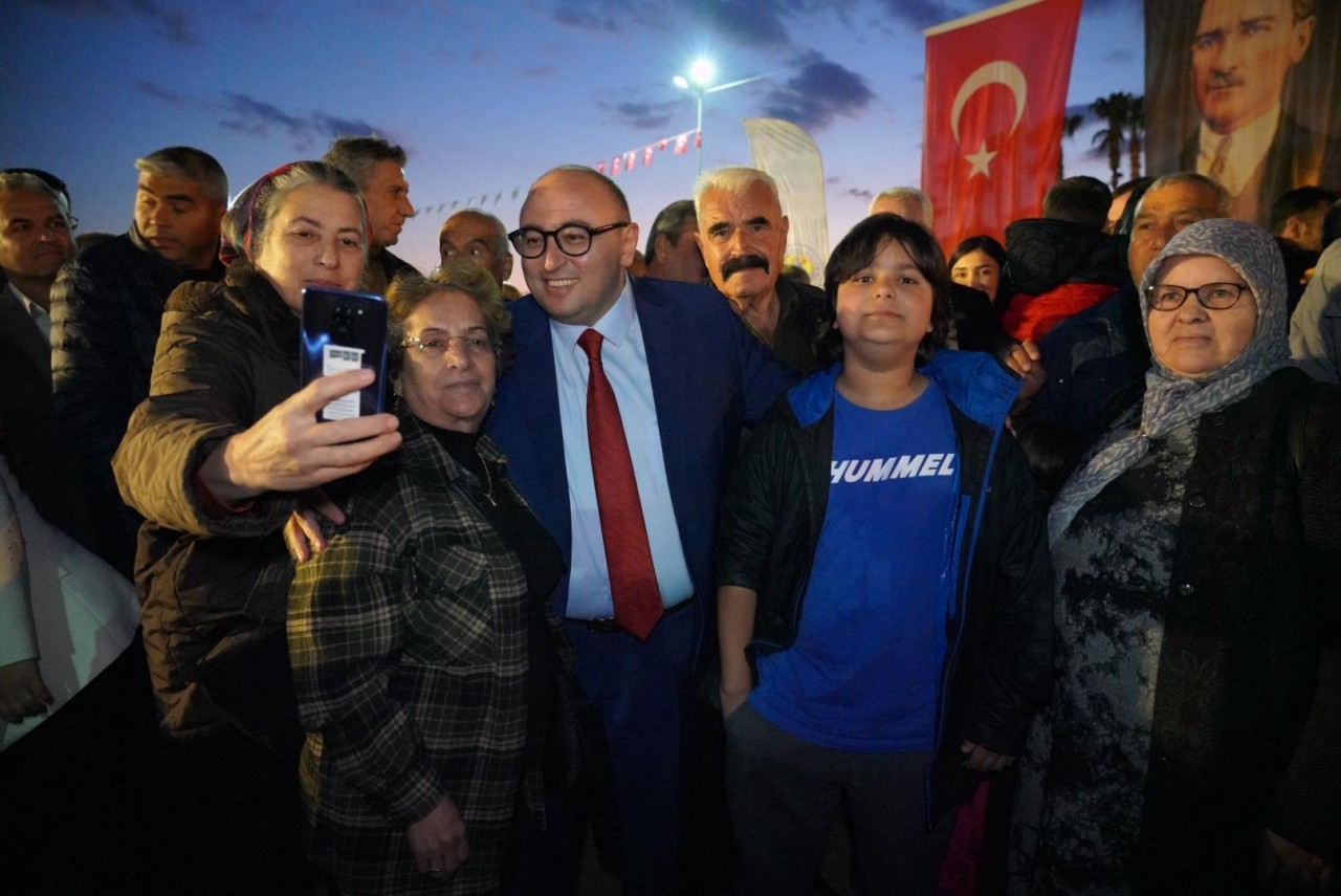 Foto - Deniz kenarında 5 bin kişilik iftar