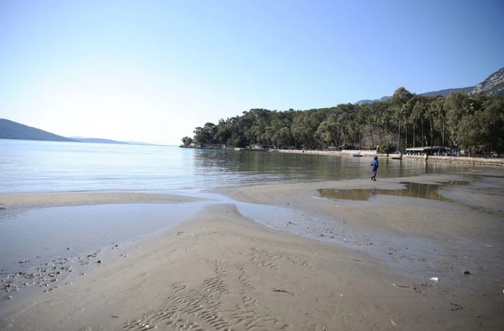 Foto - Deniz neden çekiliyor? Ege’de neler oluyor? Santorini adası mı etkiliyor