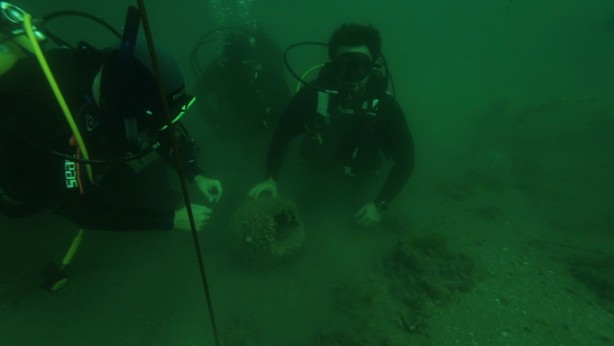 Foto - Deniz polisi Yalova açıklarında batık gemi buldu