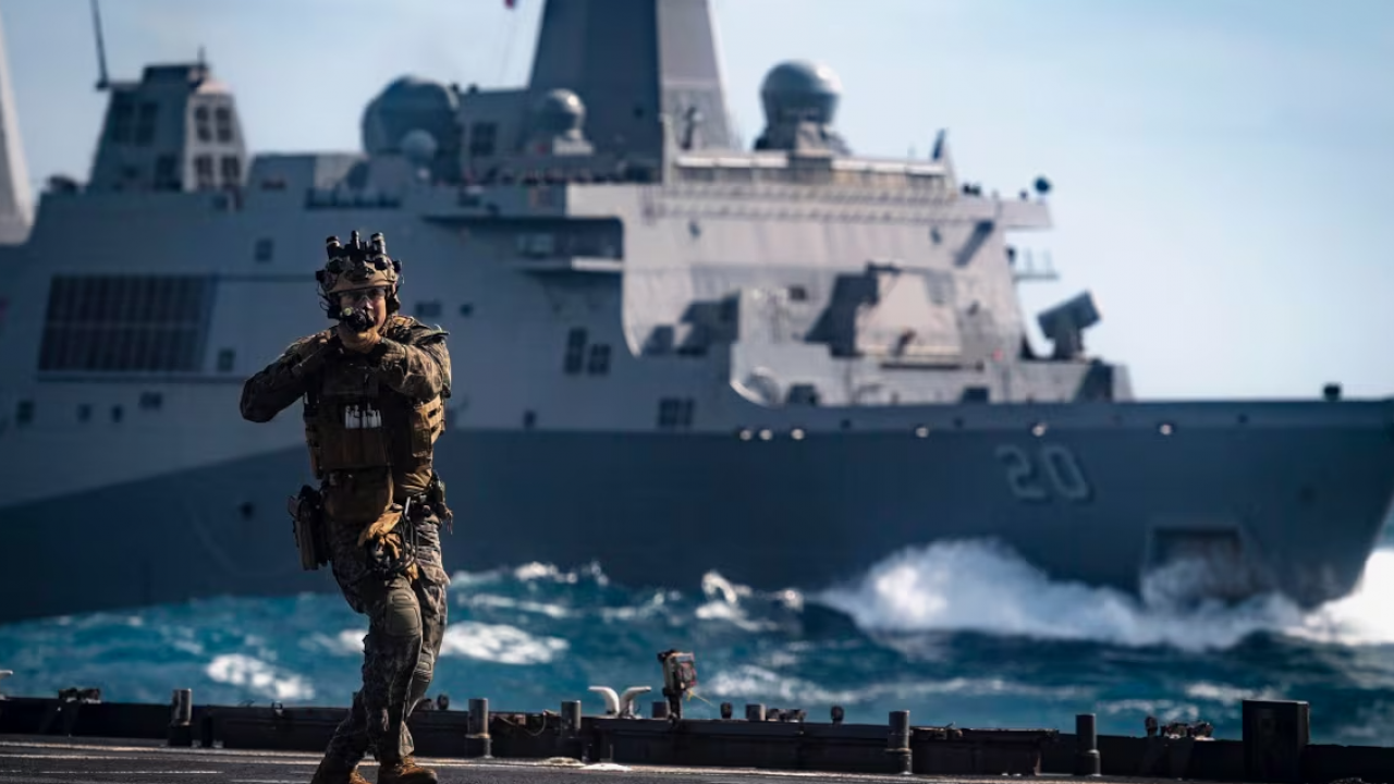 Foto - Deniz ve hava kuvvetlerine takviye yaptılar! Denizlerde çete avına çıktılar