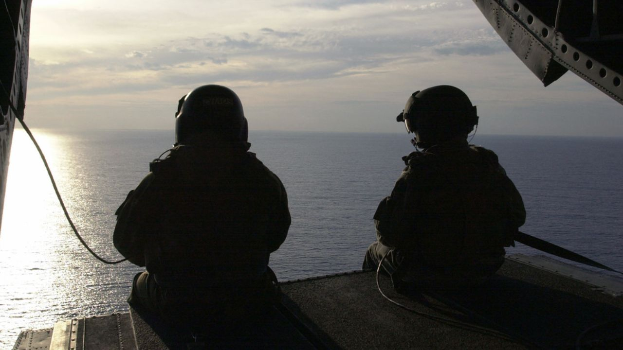 Deniz ve hava kuvvetlerine takviye yaptılar! Denizlerde çete avına çıktılar