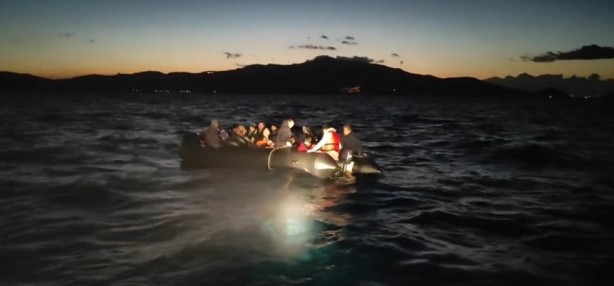Foto - Denizde can pazarı! 95 kişi...