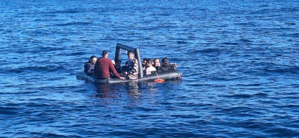 Foto - Denizde can pazarı! 95 kişi...