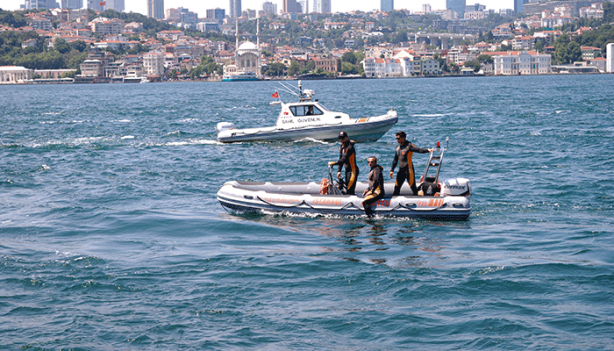 Foto - Denizde kaybolan AA muhabiri için çalışmalar tekrar başladı