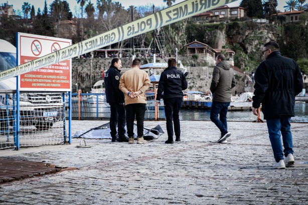 Foto - Denizde korkunç manzara! 17 yaşlarında erkek cesedi bulundu