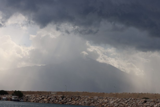 Foto - Denizde oluşan hortumlar panikletti!