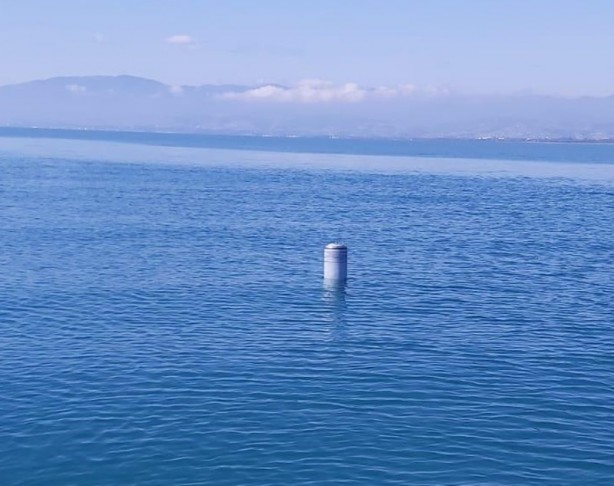 Foto - Denizde roket motoru bulundu