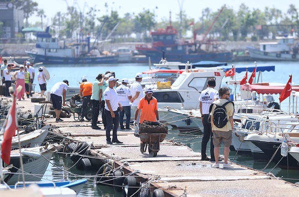 Foto - Denizden çıkanlar hayrete düşürdü
