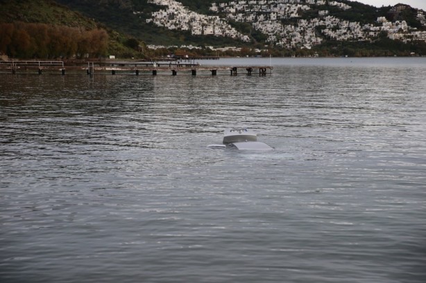 Denize düşen araçtaki 1 kişi hayatını kaybetti, alkollü sürücü gözaltına alındı