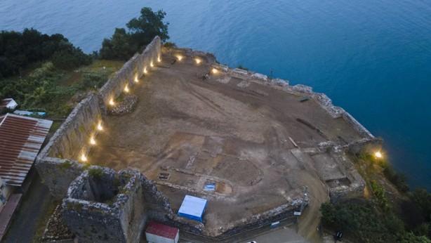 Foto - Denize hakim noktada! Akçakale ışıklandırıldı