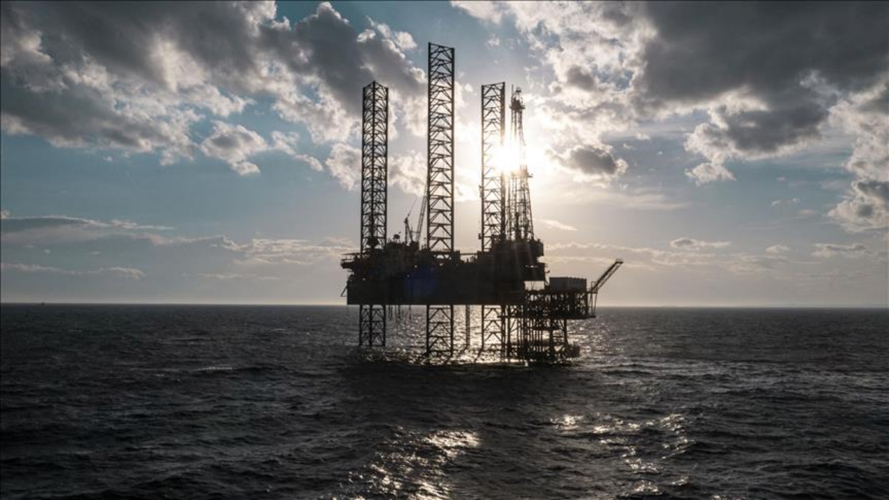 Denizin altında enerji canavarı uyandı! 5 trilyon fit küplük dev gaz rezervi bulundu