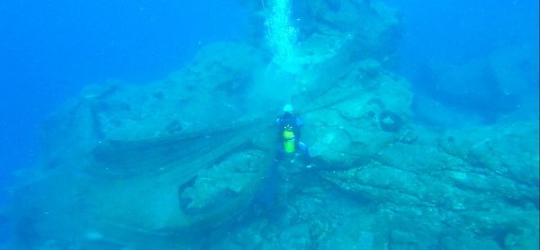 Foto - Denizin dibinden 500 metrekare ağ toplandı