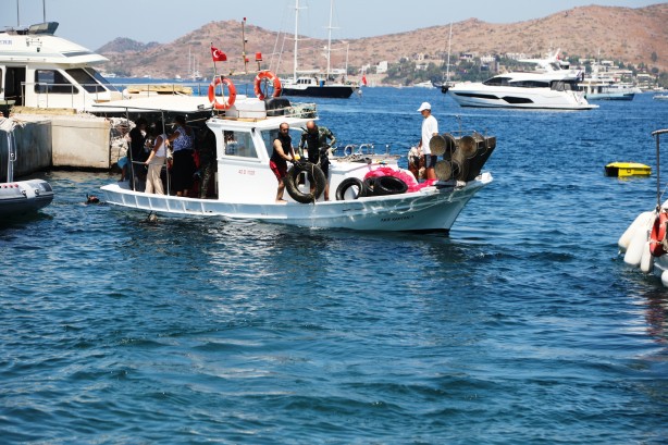 Foto - Denizin dibinden çıkanlar görenleri şok etti!