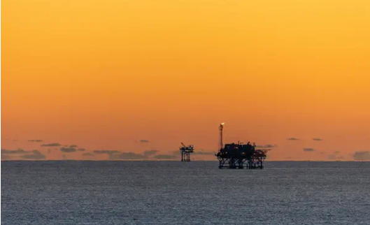 Foto - Denizin ortasında dev petrol rezervi