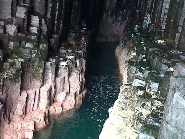 Foto - Denizin ortasında gizemli delik