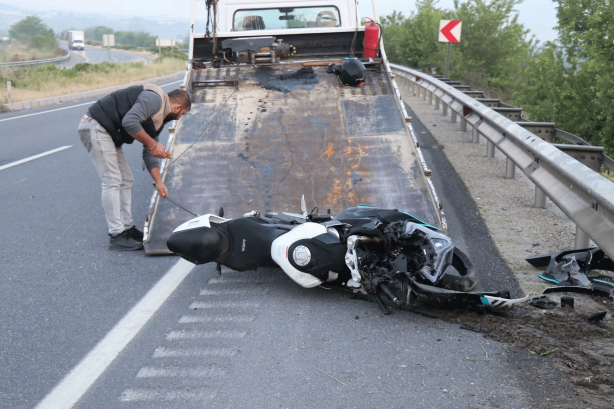 Foto - Denizli’de feci motosiklet kazası: Ölü bedeni 27 metre uzaklıkta bulundu!