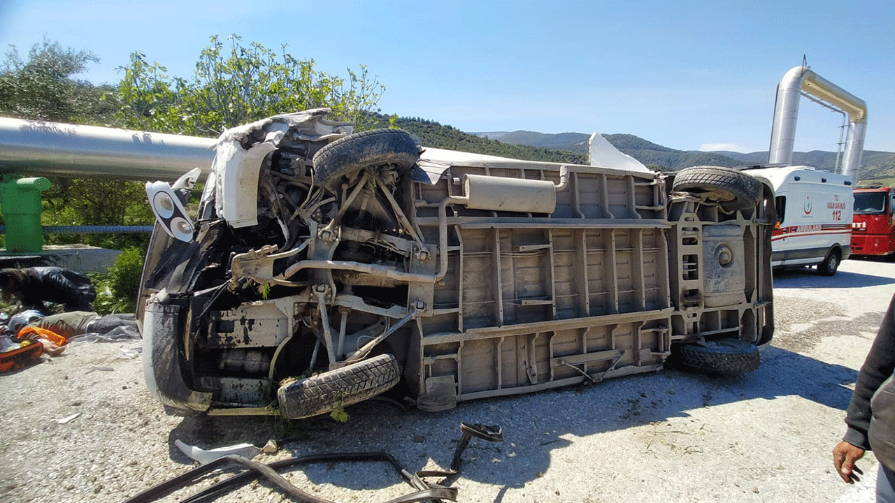 Foto - Denizli'de işçiler yemeğe giderken hayatlarının şokunu yaşadılar