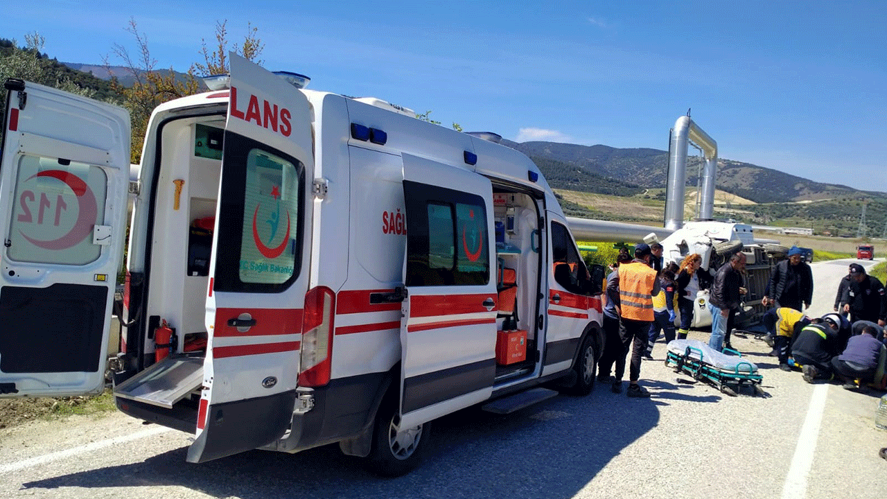 Foto - Denizli'de işçiler yemeğe giderken hayatlarının şokunu yaşadılar