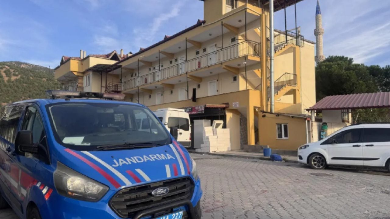 Foto - Denizli'de sıra dışı olay: Pansiyonda ölü bulundular!
