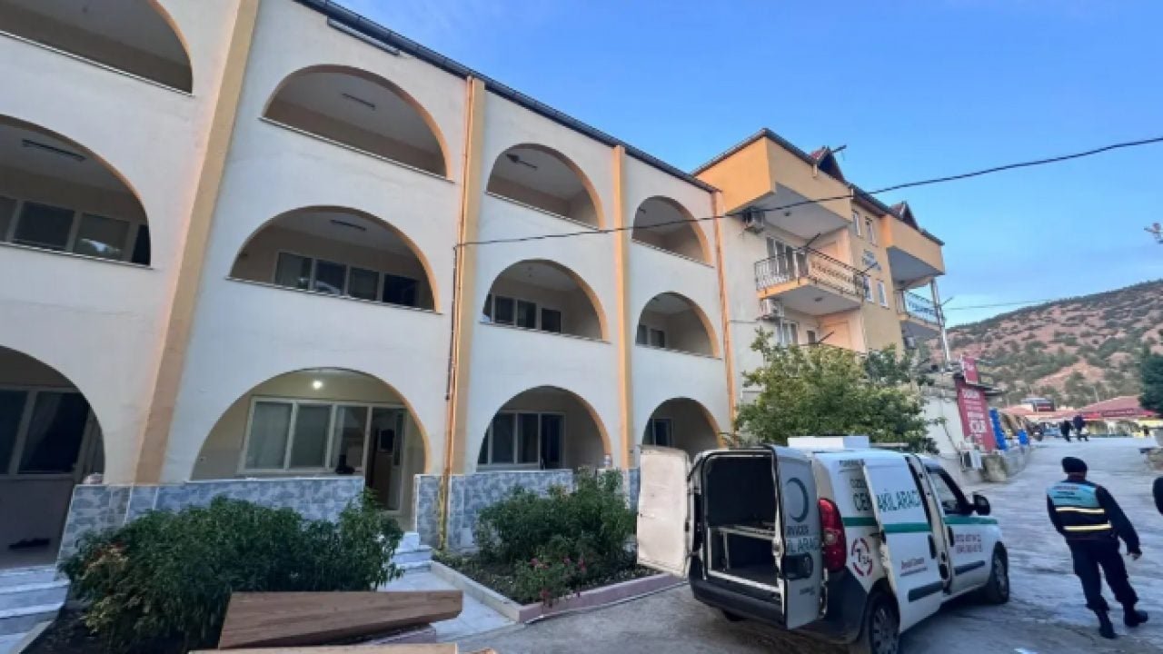 Foto - Denizli'de sıra dışı olay: Pansiyonda ölü bulundular!