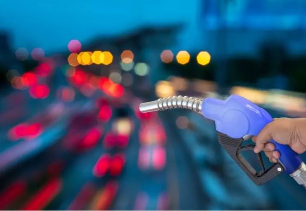 Foto - Depolarınızı fulleyin! Tatil öncesi araç sahiplerini üzecek haber... İşte aylar sonra eşitlenen motorin ve benzin güncel fiyatları