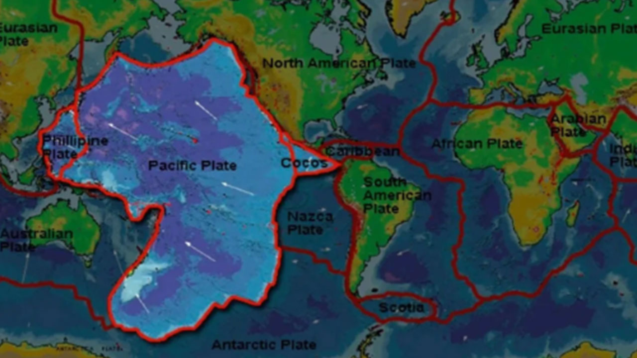 Foto - Deprem araştırması sırasında dehşete düşüren keşif! Orası sessiz sedasız parçalanmaya başlamış